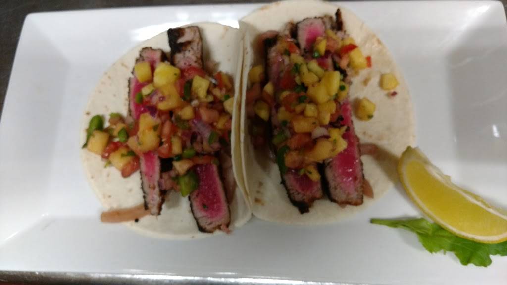 Curleys | restaurant | 96 State St, Auburn, NY 13021, USA | 3152525224 OR +1 315-252-5224