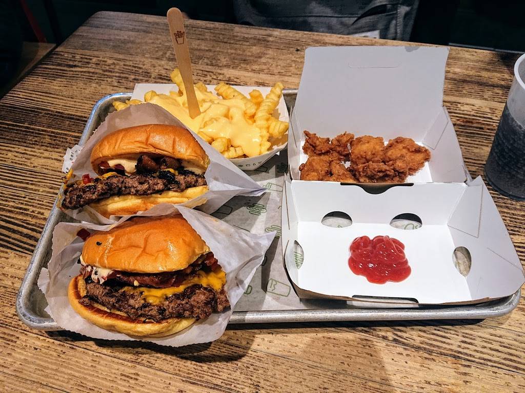 Shake Shack | restaurant | 154 East 86th St, New York, NY 10028, USA | 6462375035 OR +1 646-237-5035