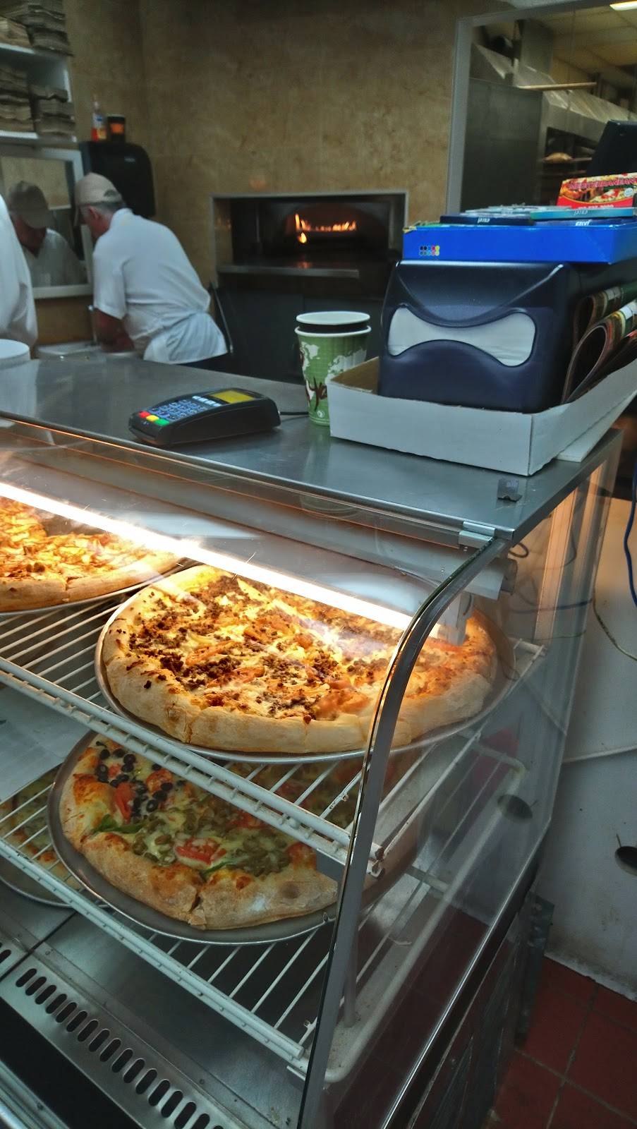 Mediterranean Bakery & Pizza | restaurant | 2698 Alta Vista Dr, Ottawa, ON K1V 7T4, Canada | 6135232999 OR +1 613-523-2999