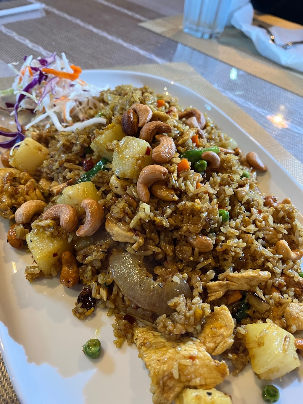 Thai Lom Cuisine | restaurant | 145 W Benson St, Cincinnati, OH 45215, USA | 5134294367 OR +1 513-429-4367