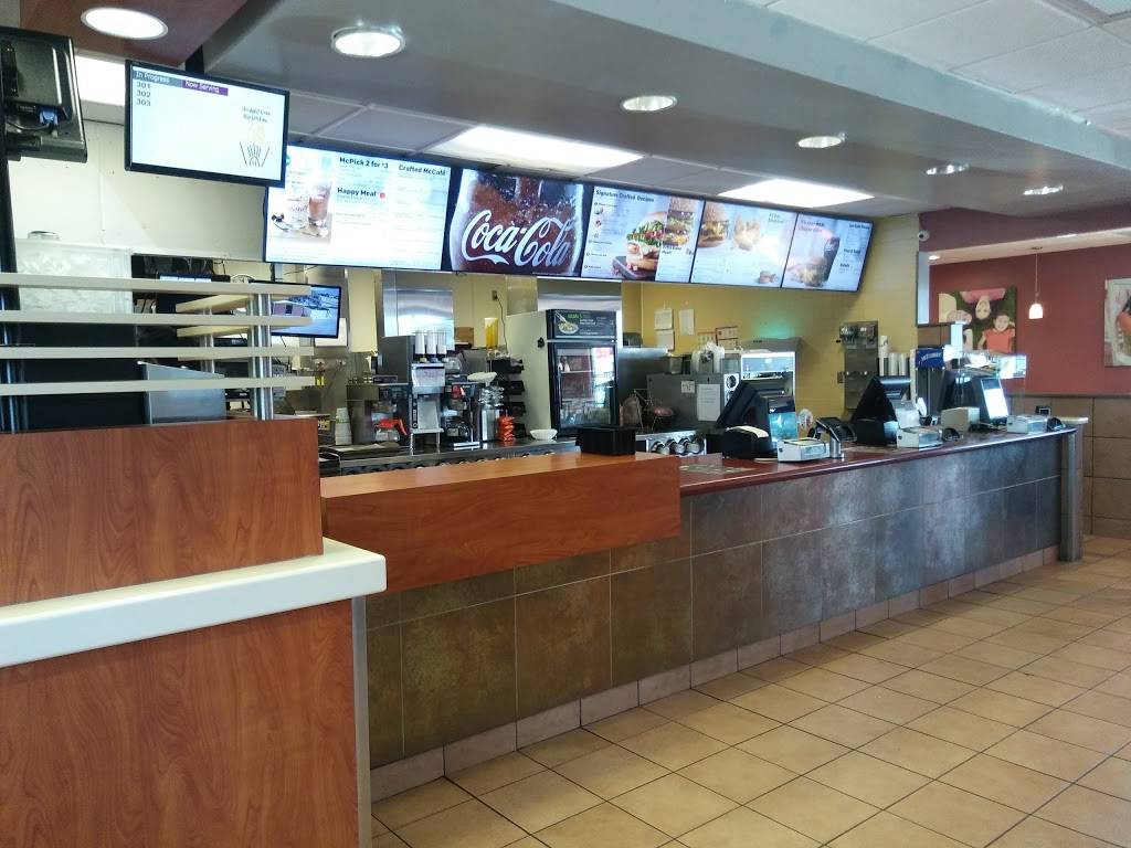 McDonalds | cafe | 8315 Montgomery Blvd NE, Albuquerque, NM 87109, USA | 5052923171 OR +1 505-292-3171