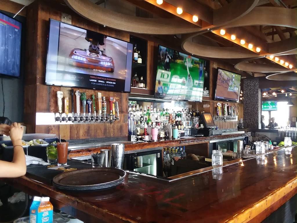 Social Tap Ventura | restaurant | 1105 S Seaward Ave, Ventura, CA 93001, USA | 8056678485 OR +1 805-667-8485