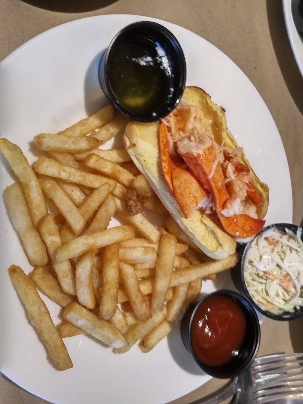 Saybrook Fish House | restaurant | 460 Albany Turnpike, Canton, CT 06019, USA | 8606930034 OR +1 860-693-0034