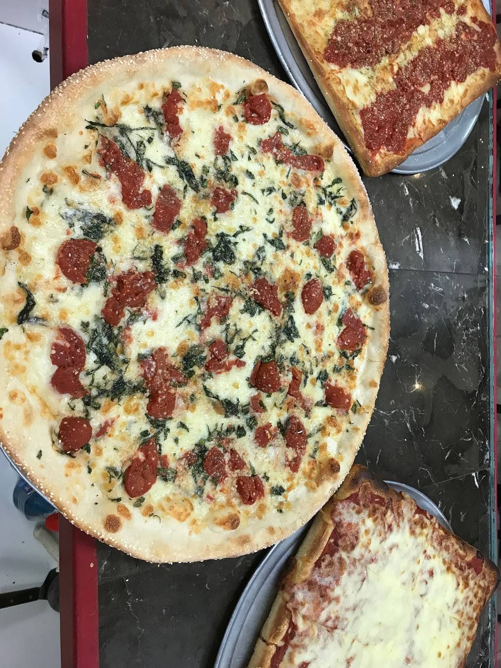 Paganos Pizzeria | restaurant | 46455 Middle Rd #103, Southold, NY 11971, USA | 6317653400 OR +1 631-765-3400