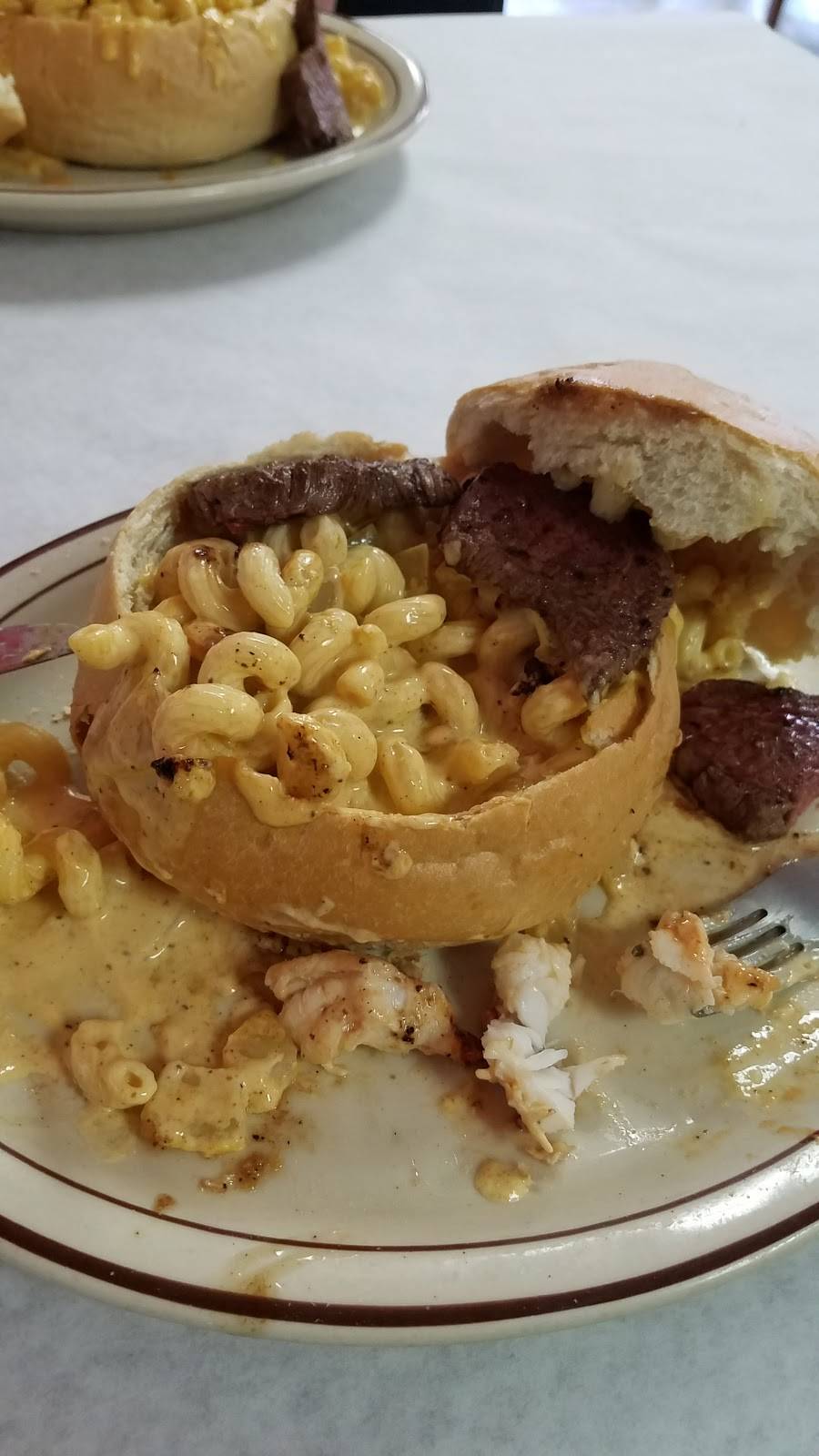 Macker Backer | restaurant | 1204 Mills St, Black Earth, WI 53515, USA | 6088131083 OR +1 608-813-1083