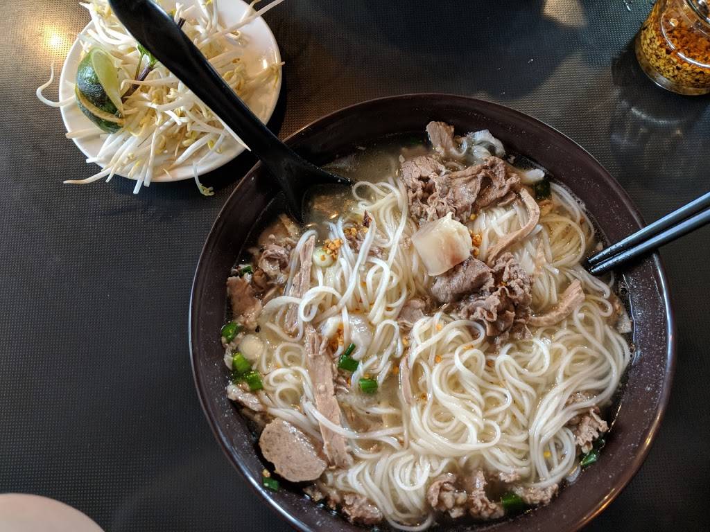 Vietnam Taste | restaurant | 666 Wonderland Rd N, London, ON N6H 4K9, Canada | 5194710068 OR +1 519-471-0068