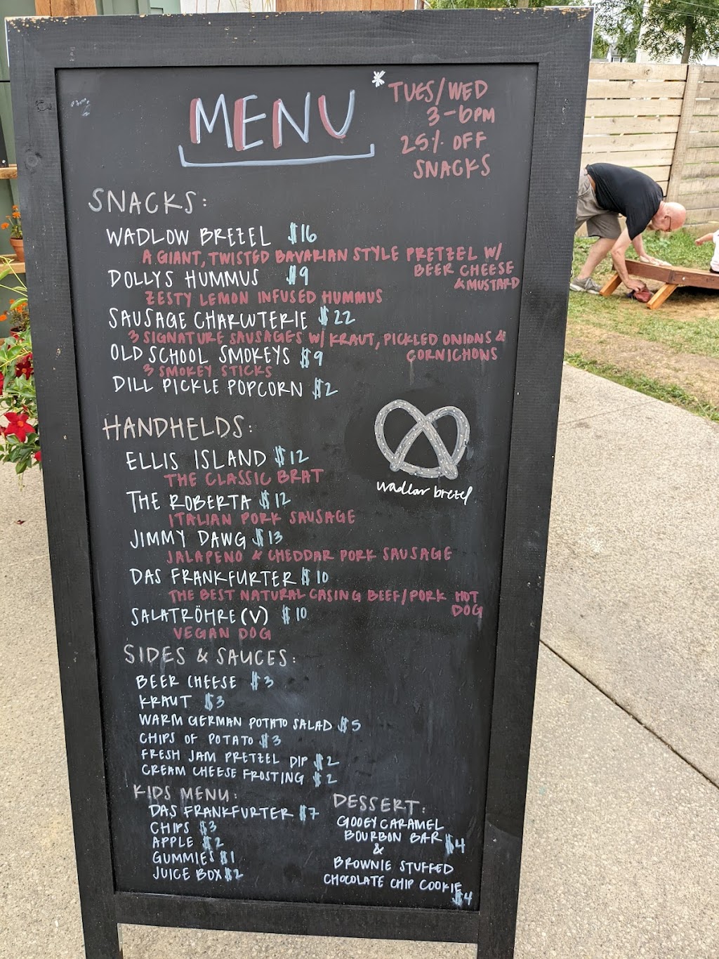 Hillgarten | restaurant | 4131 Main St, Hilliard, OH 43026, USA | 6143193427 OR +1 614-319-3427