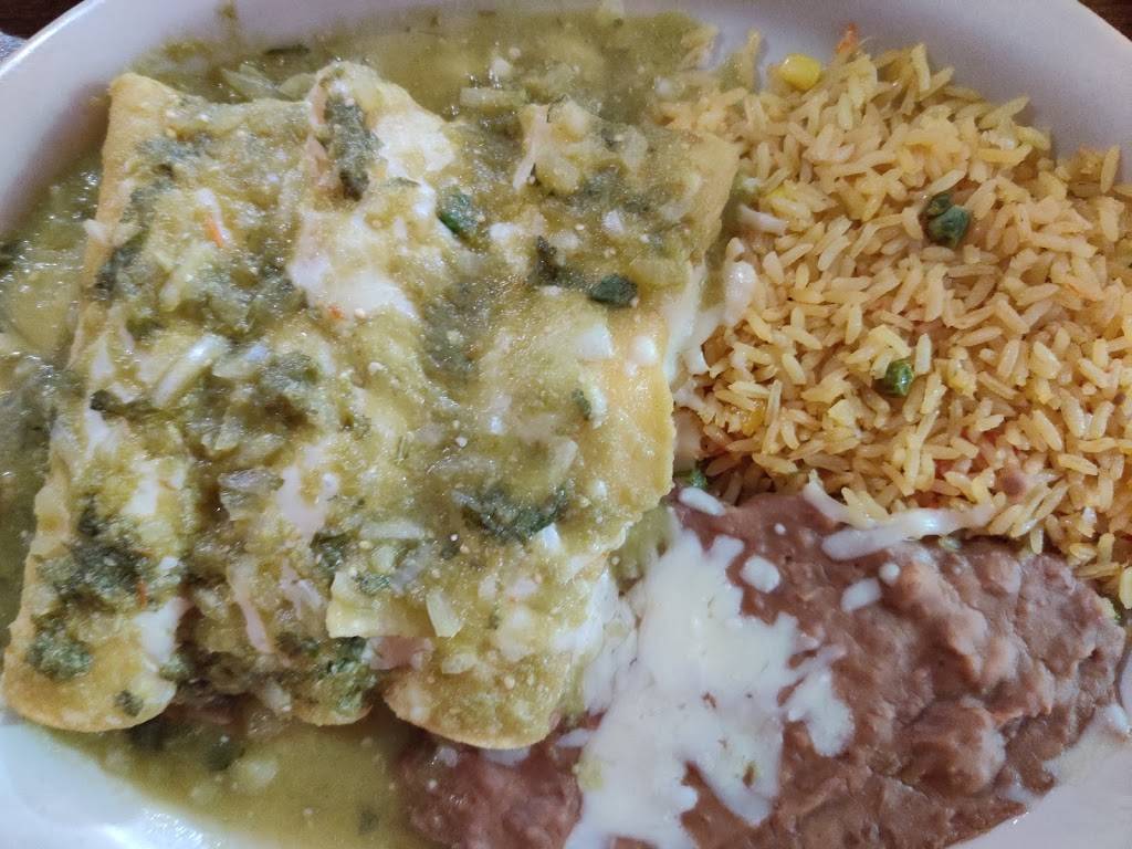 Chylacas | restaurant | 20 Bullsboro Dr, Newnan, GA 30263, USA | 7702526821 OR +1 770-252-6821