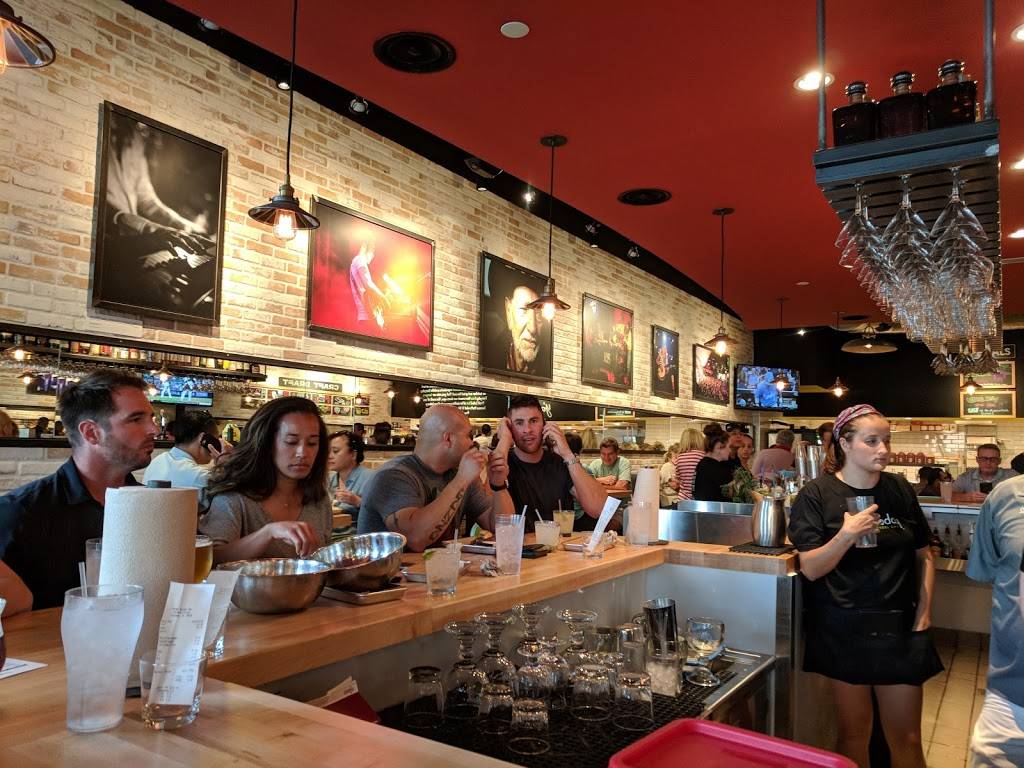 Hopdoddy Burger Bar | restaurant | SOUTHLAKE TOWN SQUARE, 1230 Main Street, Southlake, TX 76092, USA | 8173106000 OR +1 817-310-6000