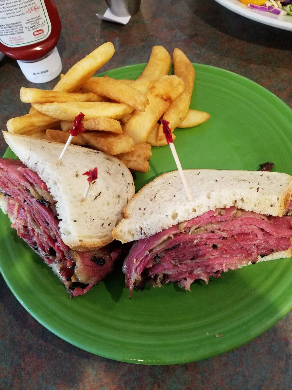 Poppies | restaurant | 4900 Linton Blvd, Delray Beach, FL 33445, USA | 5614984900 OR +1 561-498-4900