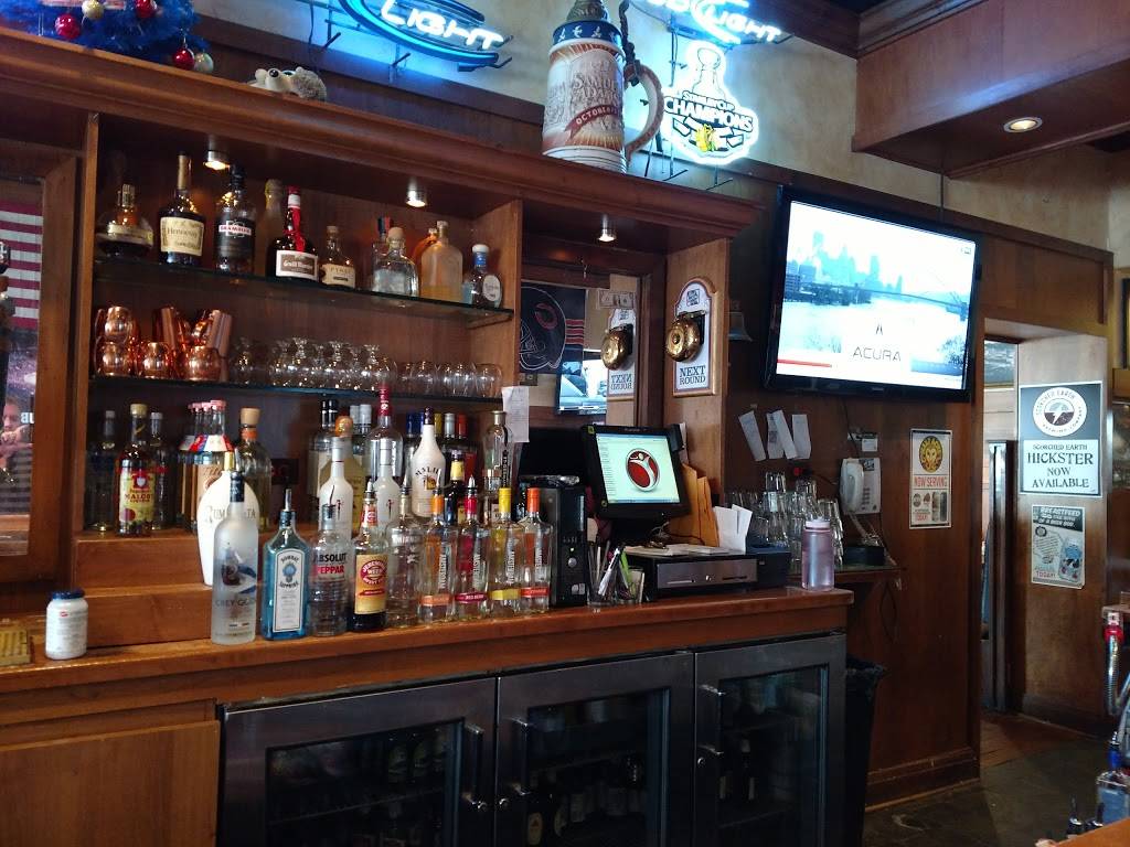 Muldoons | restaurant | 133 W Front St, Wheaton, IL 60187, USA | 6306688866 OR +1 630-668-8866