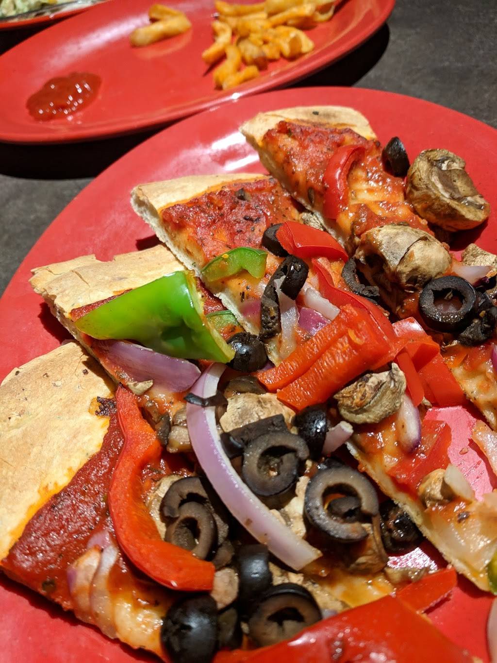 Stonefire Pizza Company | restaurant | 5320 S Moorland Rd, New Berlin, WI 53151, USA | 2629708800 OR +1 262-970-8800