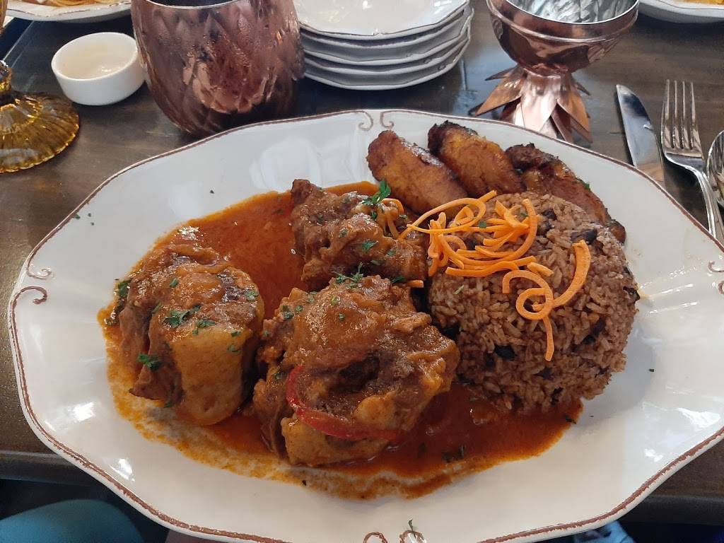 Isla | restaurant | Centerpointe Dr, La Palma, CA 90623, USA | 7147358597 OR +1 714-735-8597