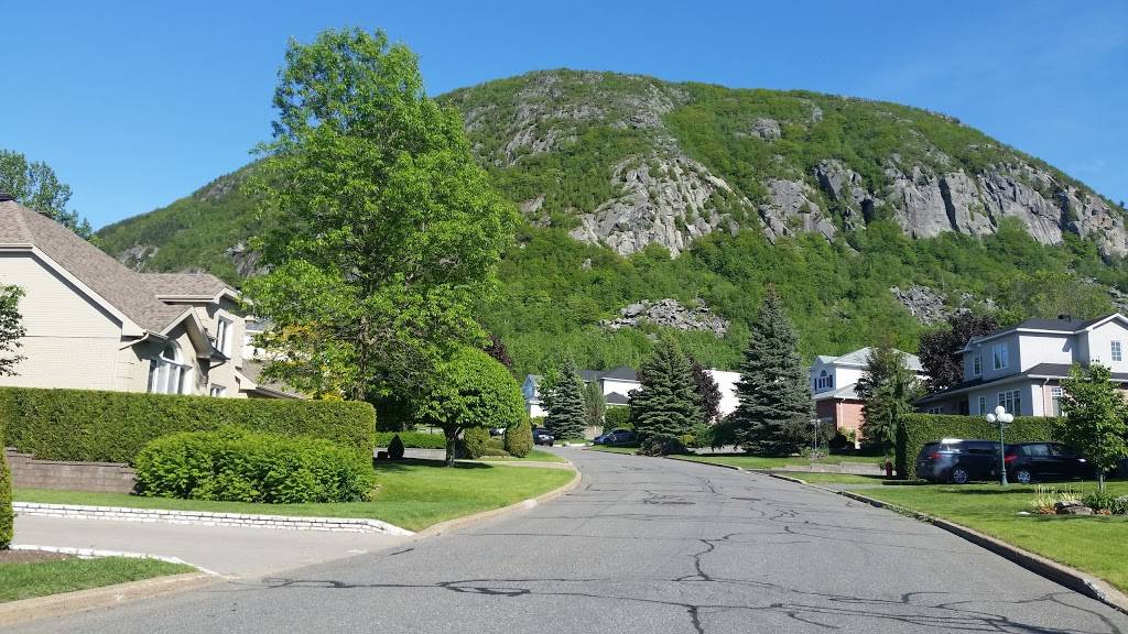 Jardin du Paradis | restaurant | 312 Boulevard Sir-Wilfrid-Laurier, Mont-Saint-Hilaire, QC J3H 3N7, Canada | 4504644447 OR +1 450-464-4447