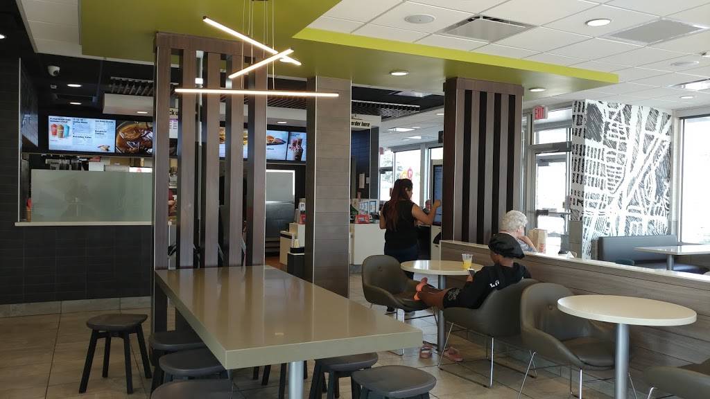 McDonalds | cafe | 3725 State Ave, Kansas City, KS 66102, USA | 9133710606 OR +1 913-371-0606