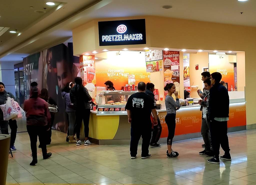 Pretzelmaker | restaurant | 1201 Boston Post Rd #1029A, Milford, CT 06460, USA | 2038775269 OR +1 203-877-5269