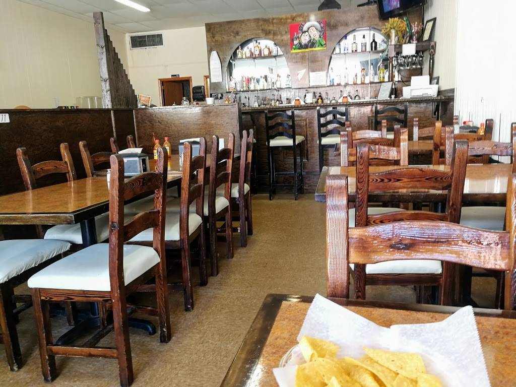 Miguelitos Mexican Restaurant | restaurant | 104 Town Square, Ridge Spring, SC 29129, USA | 8036850050 OR +1 803-685-0050