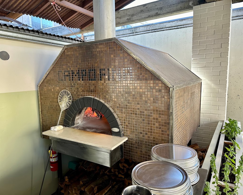 Molti Amici | restaurant | 330 Healdsburg Ave, Healdsburg, CA 95448, USA | 7077563169 OR +1 707-756-3169