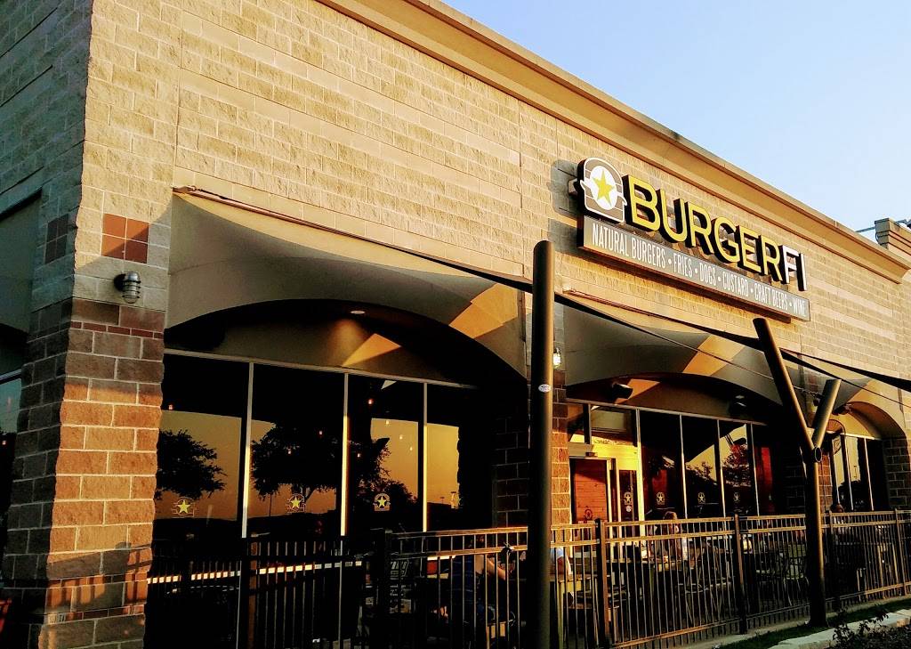 BurgerFi | restaurant | 11309 Bandera Rd Suite 111, San Antonio, TX 78250, USA | 2105212493 OR +1 210-521-2493