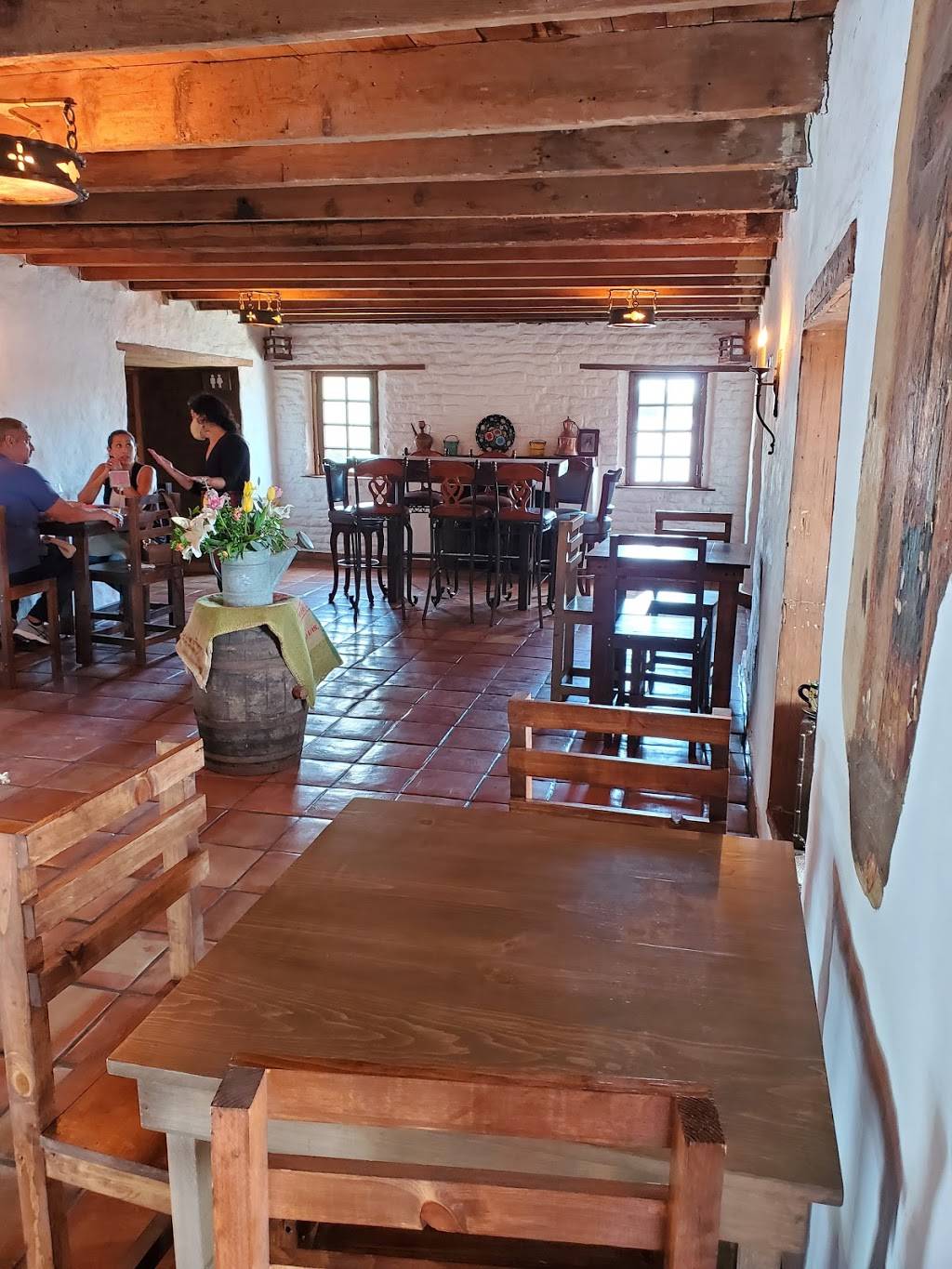 La Cheve Bakery and Brews | restaurant | 376 Soscol Ave, Napa, CA 94559, USA | 7072942142 OR +1 707-294-2142