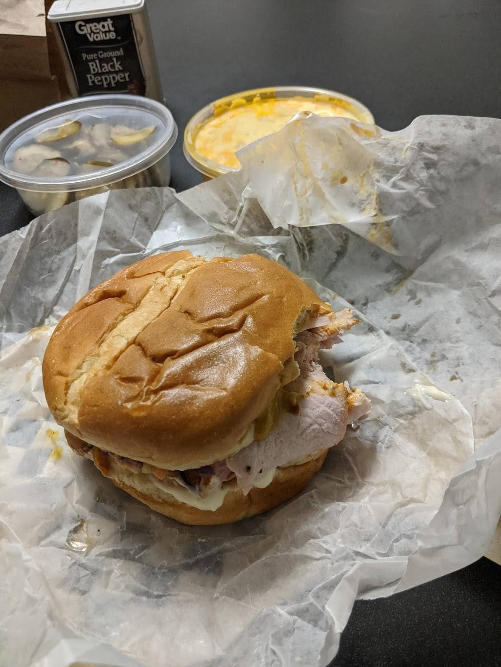 County Smoak | restaurant | 7423 Timberlake Rd, Lynchburg, VA 24502, USA | 4342153311 OR +1 434-215-3311