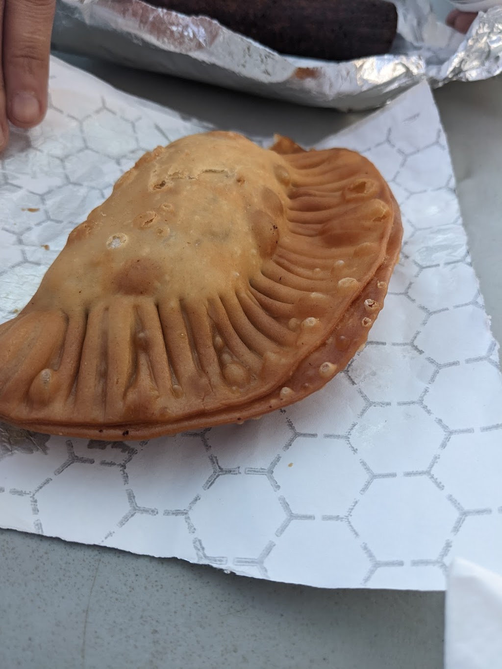 El New Yorican - Puerto Rican Food Truck | restaurant | 2610 E Valle Vista Rd, Phoenix, AZ 85053, USA | 6023913056 OR +1 602-391-3056