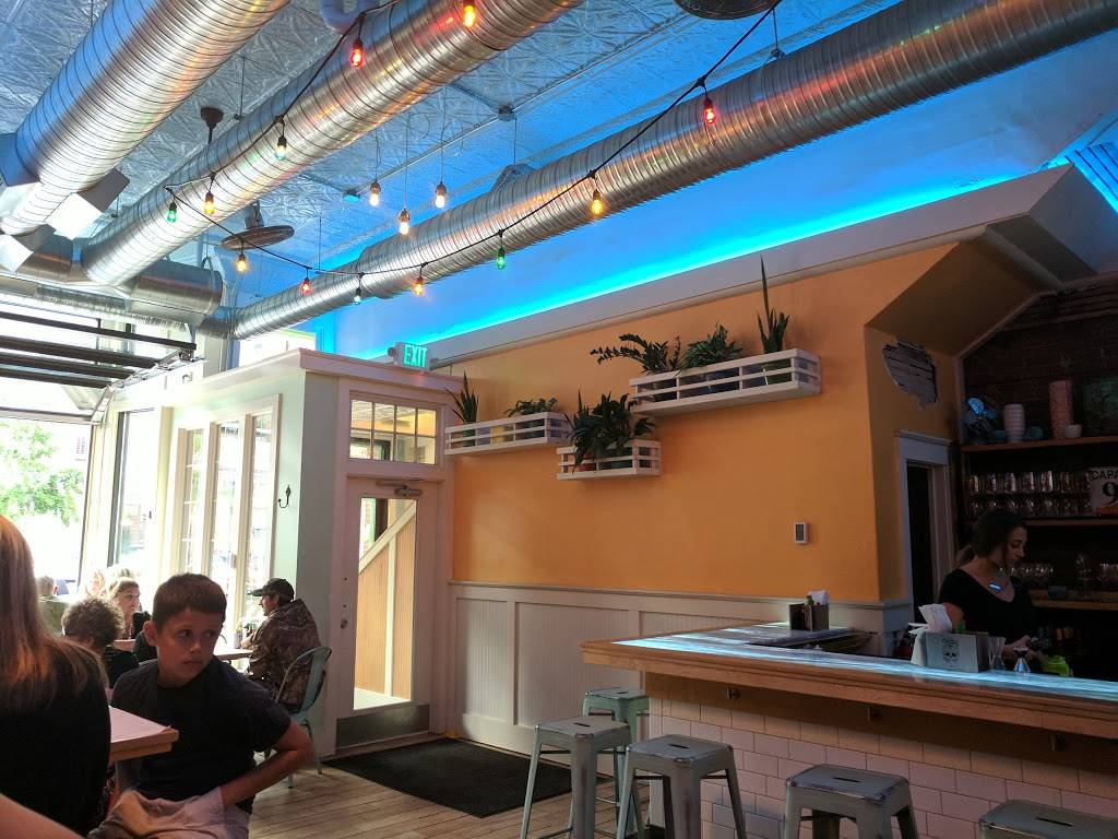 Vintage Cantina | restaurant | 119 S Washington St, Green Bay, WI 54301, USA | 9206154300 OR +1 920-615-4300