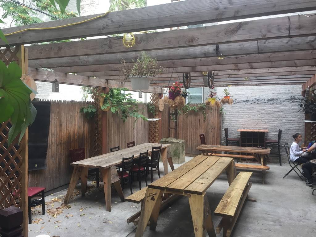 Via Roma Pizza Bar | restaurant | 445 Court St, Brooklyn, NY 11231, USA | 9293379714 OR +1 929-337-9714