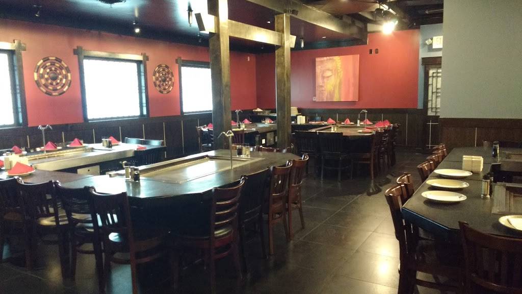 Fuji Yama Asian Bistro | restaurant | 1501 E Beltline Ave NE, Grand Rapids, MI 49525, USA | 6167191859 OR +1 616-719-1859