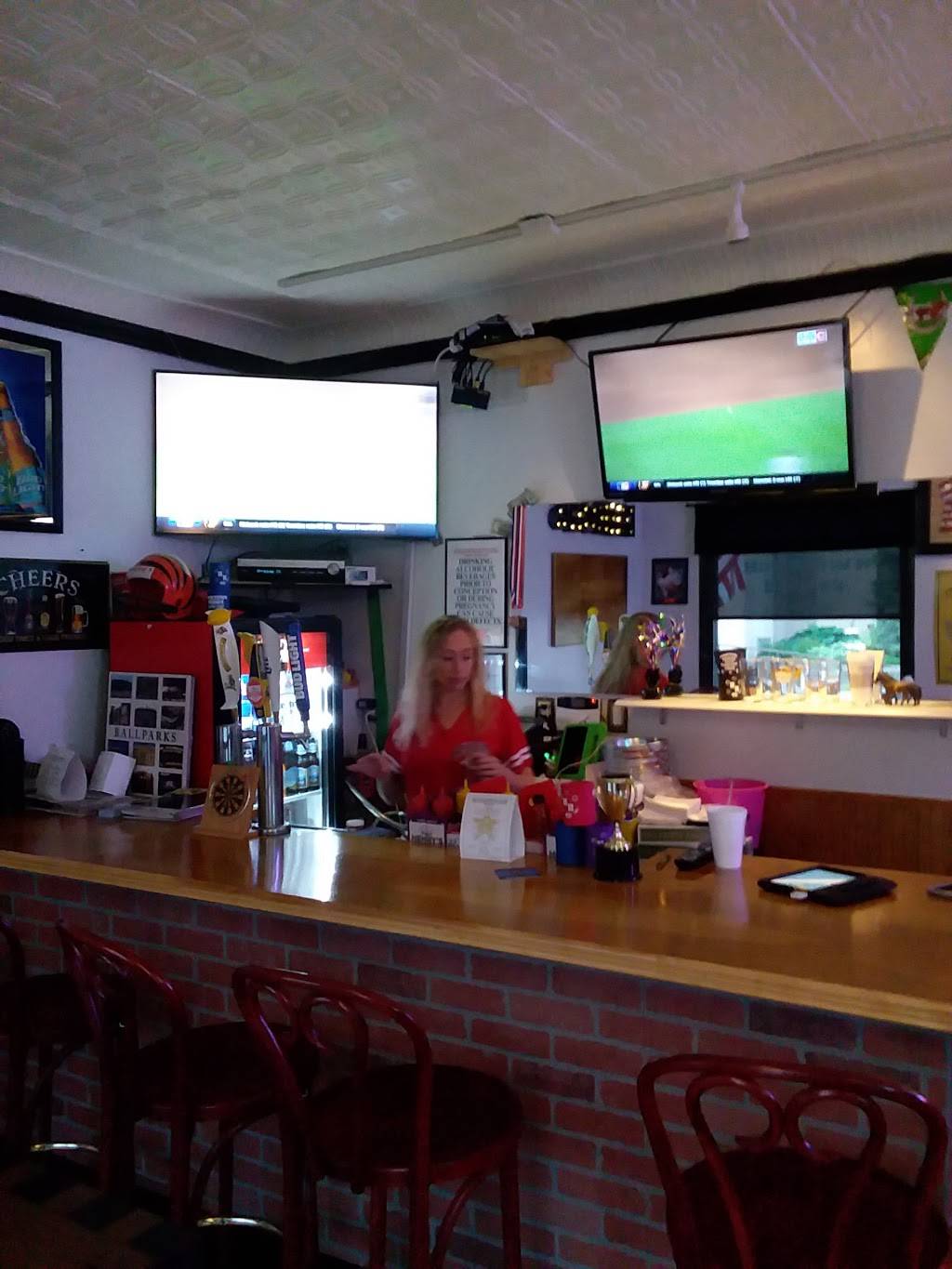 Hometown Heroes Sports Cafe | restaurant | 517 6th Ave, Dayton, KY 41074, USA | 8592068120 OR +1 859-206-8120