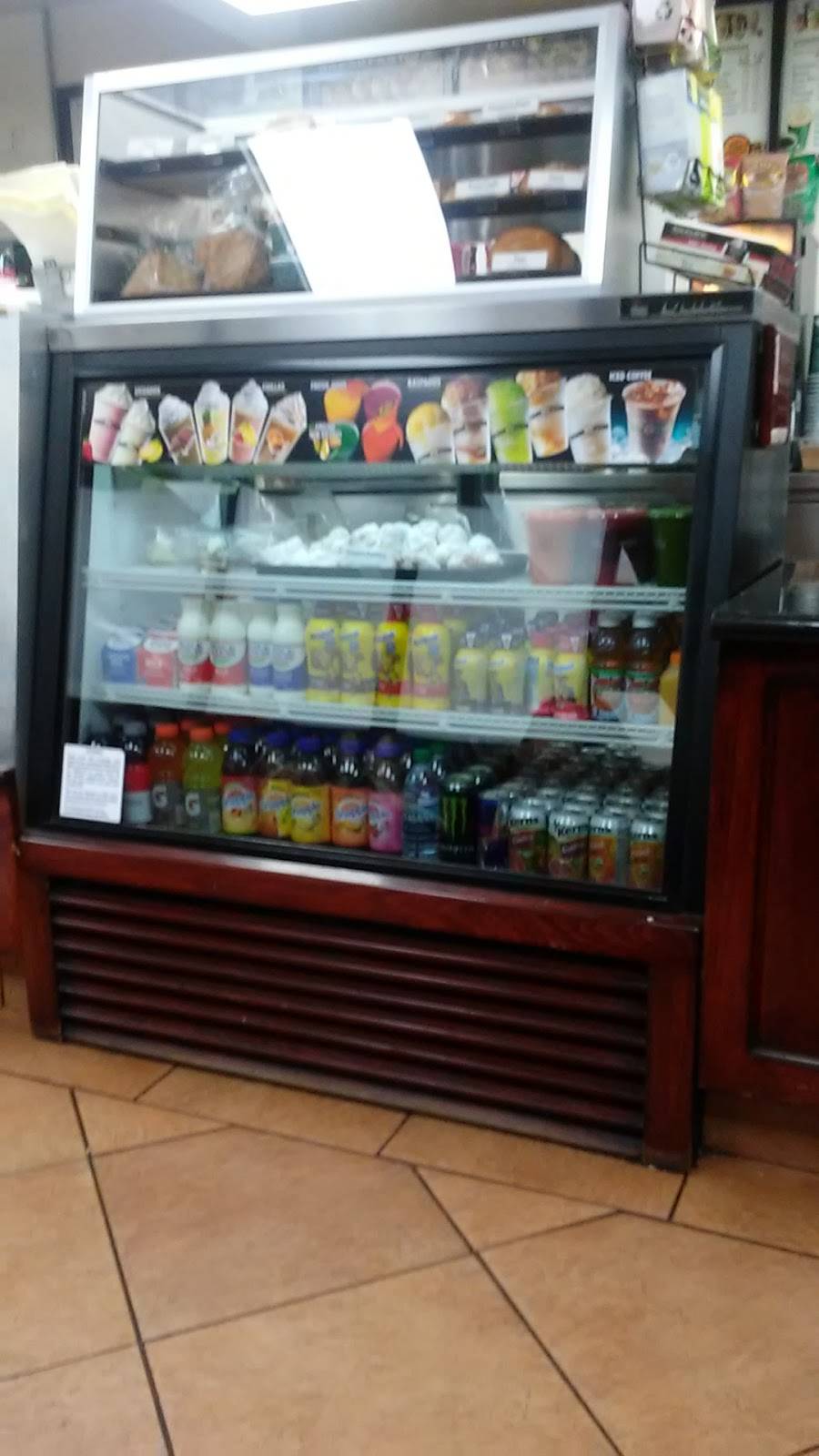 Yum Yum Donuts | cafe | 13700 Amar Rd, La Puente, CA 91746, USA | 6269175241 OR +1 626-917-5241