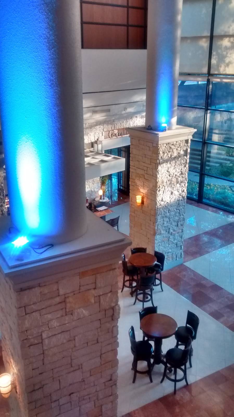 Crocketts Restaurant & Bar | restaurant | 5410 Lyndon B Johnson Fwy, Dallas, TX 75240, USA | 9727015160 OR +1 972-701-5160