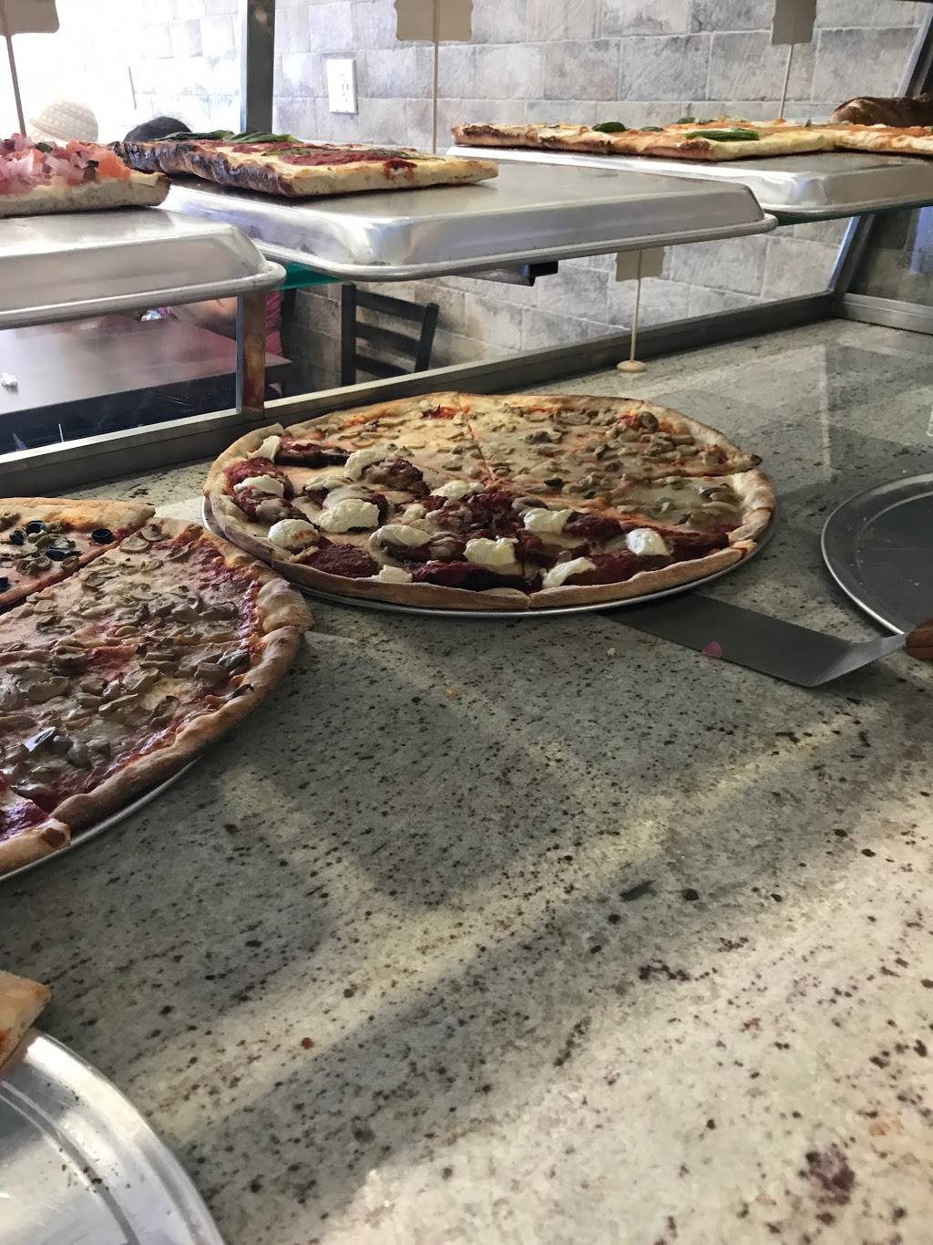 Rego Pizza | restaurant | 91-16 63rd Dr, Rego Park, NY 11374, USA | 7184069111 OR +1 718-406-9111