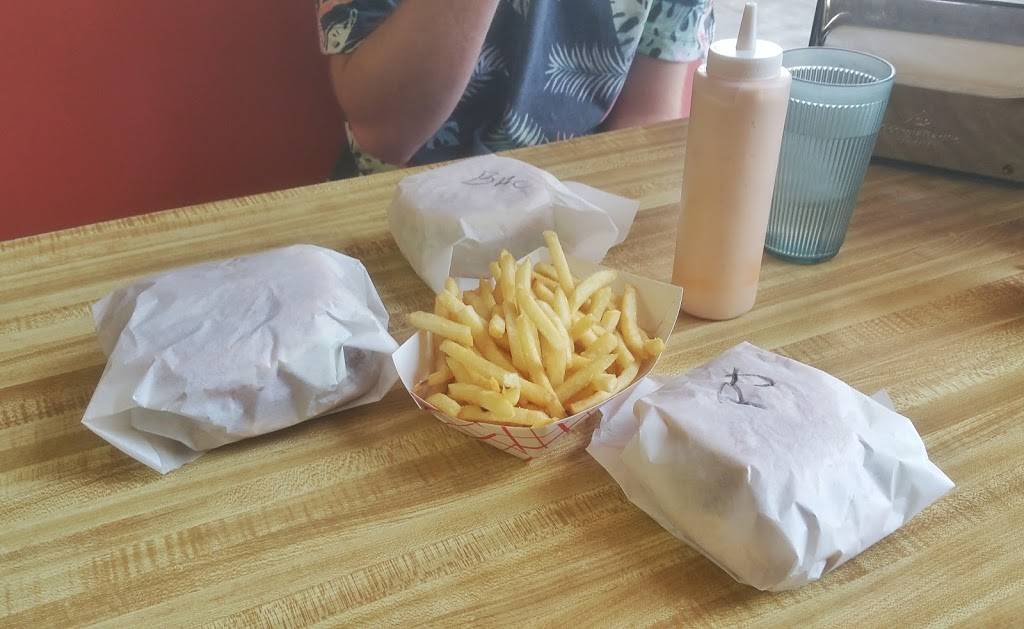 Bartels Giant Burger | restaurant | 2311 North St, Anderson, CA 96007, USA | 5303655300 OR +1 530-365-5300