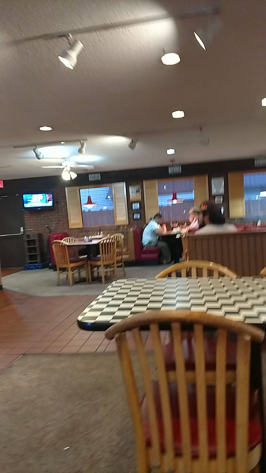 Pizza Hut | restaurant | 2025 N Westside Blvd, Newton, NC 28658, USA | 8284653170 OR +1 828-465-3170