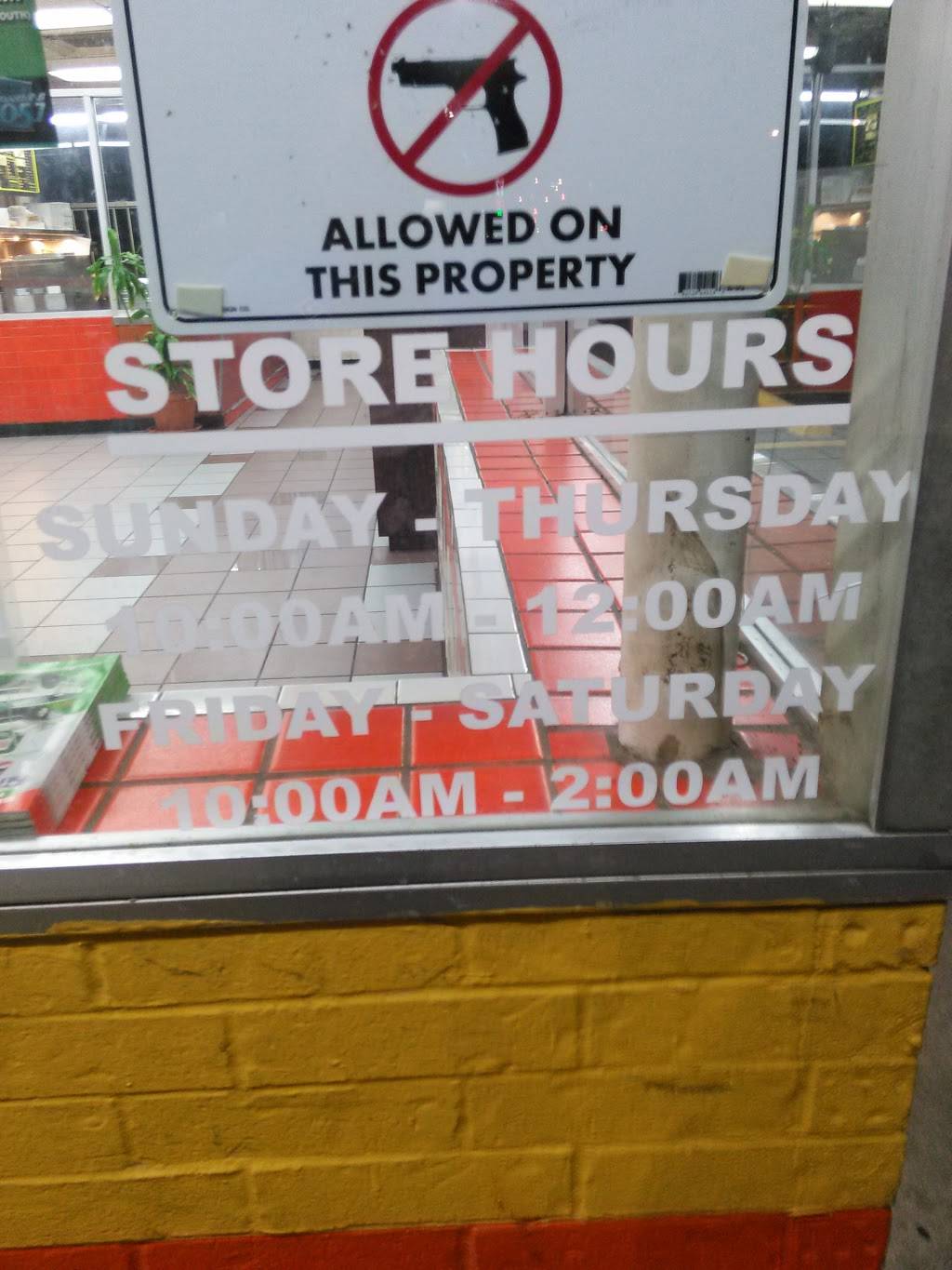 Williams Fried Chicken | restaurant | 1212 W Kiest Blvd, Dallas, TX 75224, USA | 2143723711 OR +1 214-372-3711