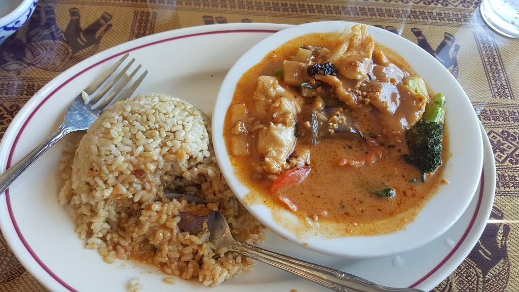 Talay Thai Cuisine | restaurant | 13510 NE 84th St #109, Vancouver, WA 98682, USA | 3606040999 OR +1 360-604-0999