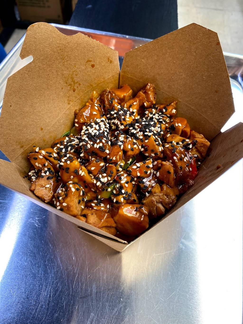 Wok It Out | restaurant | 8414 Market St, Youngstown, OH 44512, USA | 3309531026 OR +1 330-953-1026