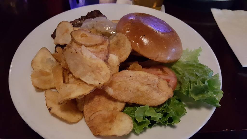 Tavern On La Grange | restaurant | 5403 South La Grange Road, Countryside, IL 60525, USA | 7084697760 OR +1 708-469-7760