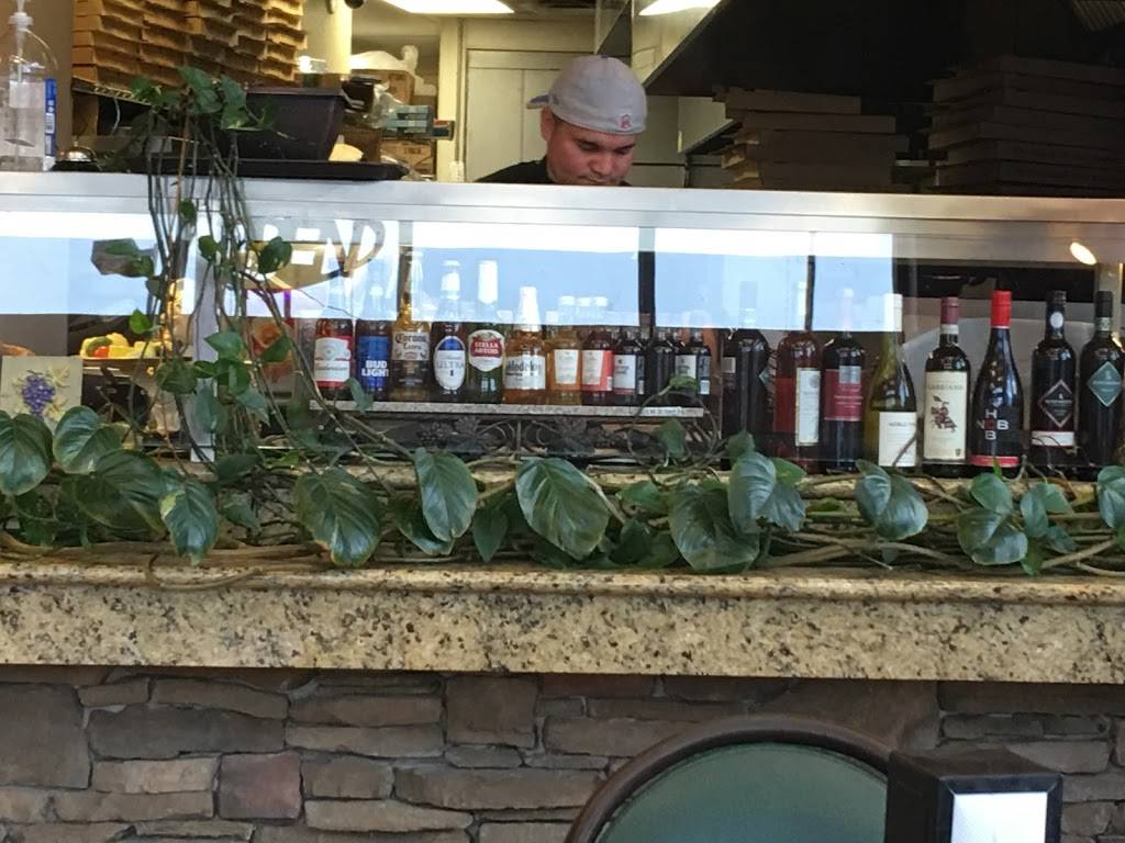 Villa Italian | restaurant | 3712 Lawndale Dr Suite A, Greensboro, NC 27455, USA | 3362828171 OR +1 336-282-8171