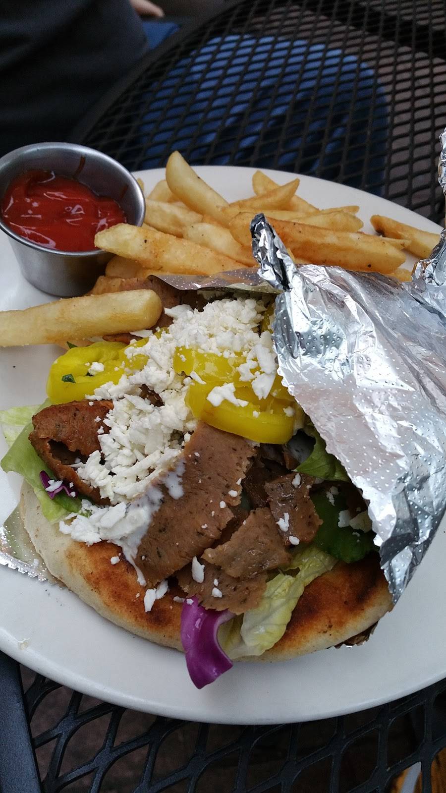 Happy Greek Restaurant and Pub | restaurant | 660 N High St, Columbus, OH 43215, USA | 6144631111 OR +1 614-463-1111