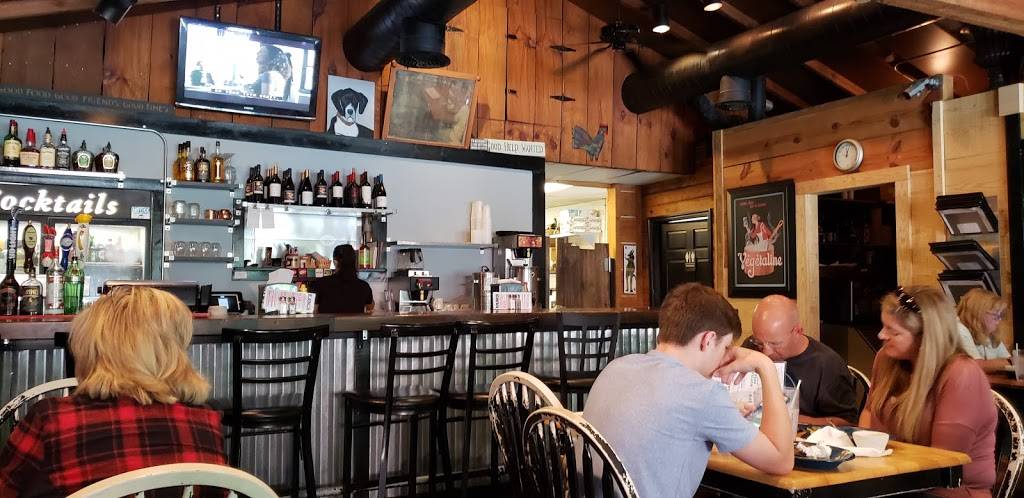 Moores Gourmet Market | restaurant | 227 Fite St, Cartersville, GA 30120, USA | 7703870059 OR +1 770-387-0059