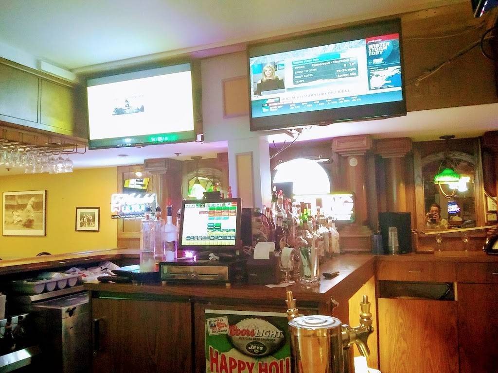 Harolds New York Deli | restaurant | 10 Polito Ave, Lyndhurst, NJ 07071, USA | 2019352600 OR +1 201-935-2600