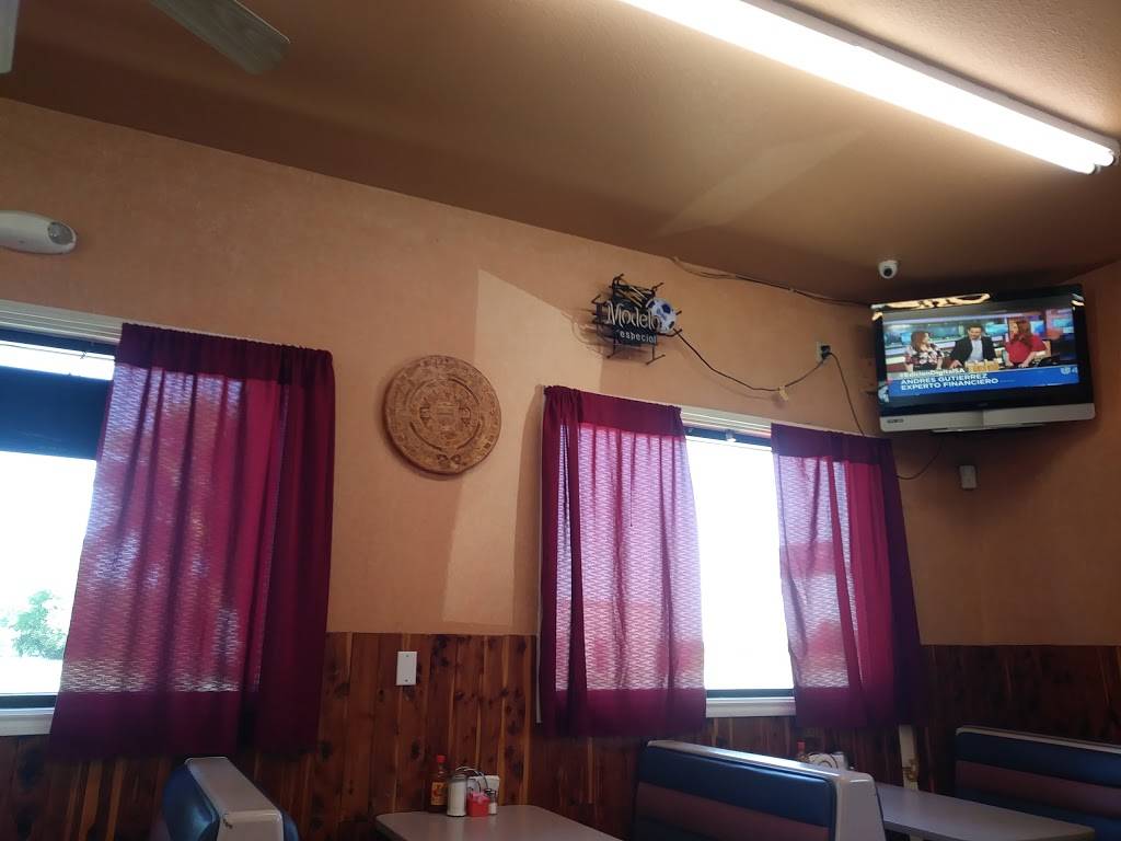 Taqueria Tequila Jalisco | restaurant | 1005 E Kingsbury St, Seguin, TX 78155, USA | 8303724132 OR +1 830-372-4132