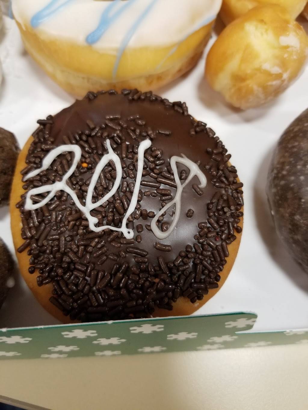 Dunkin | bakery | 423 E W Pioneer Pkwy, Grand Prairie, TX 75051, USA | 4696600076 OR +1 469-660-0076