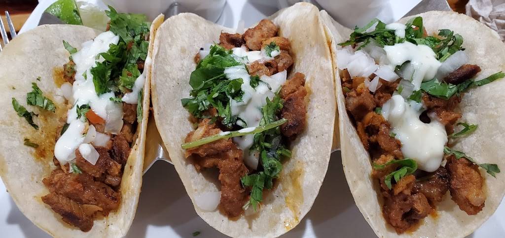 La Hacienda Authentic Mexican Restaurant | restaurant | 1370 S Glenstone Ave, Springfield, MO 65804, USA | 4178873733 OR +1 417-887-3733