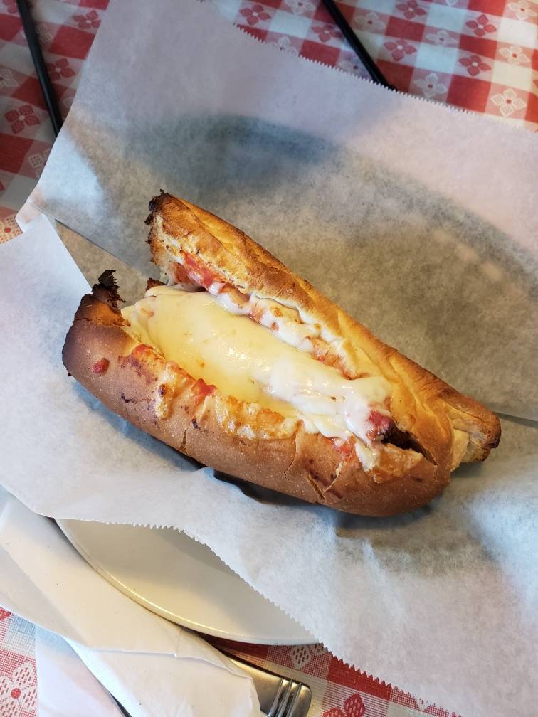 Neighbors Pizza | restaurant | 1112 Derbyshire Rd, Holly Hill, FL 32117, USA | 3862534411 OR +1 386-253-4411