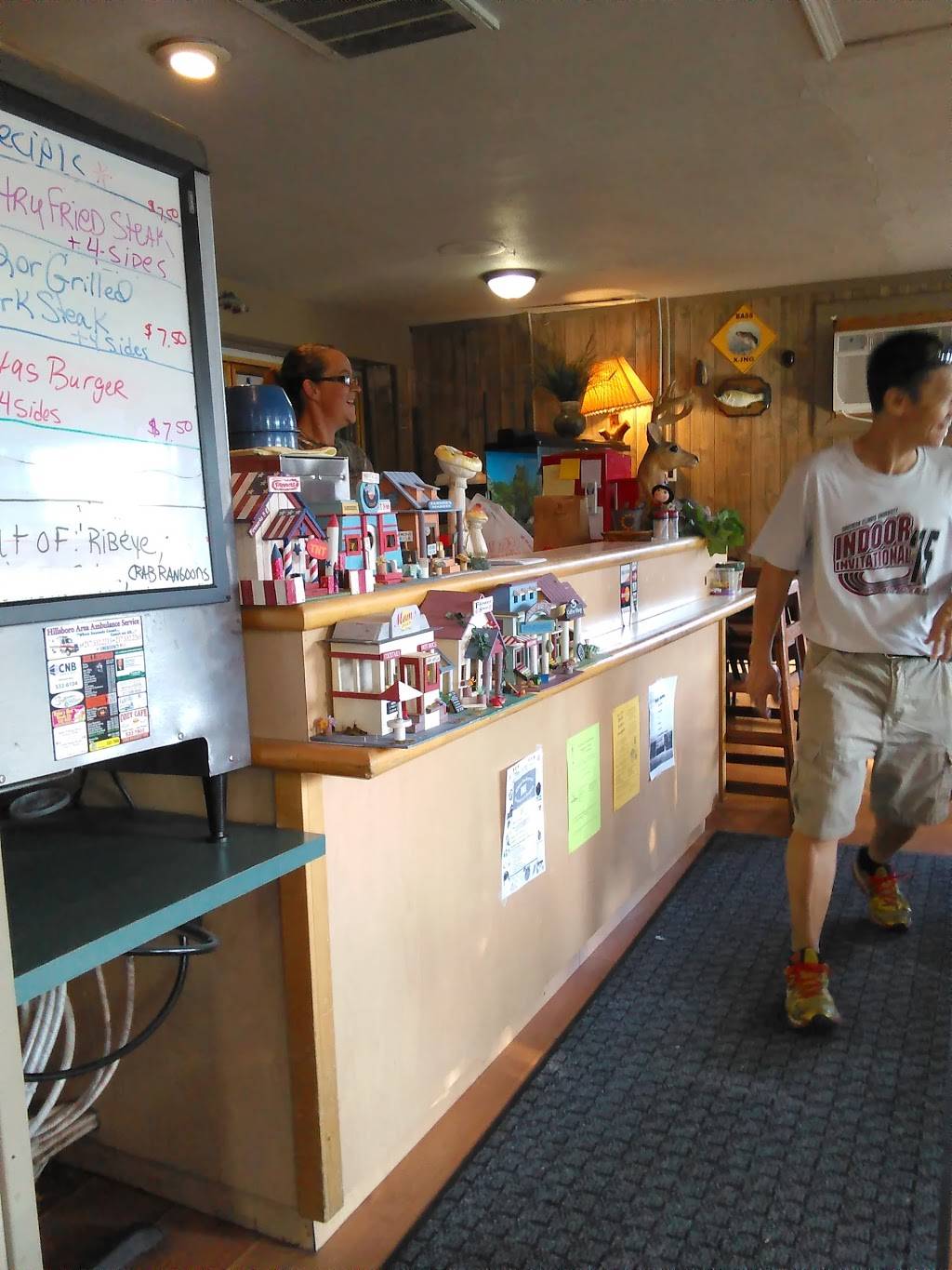 Cozy Cafe | restaurant | 633 S Main St, Hillsboro, IL 62049, USA | 2175327802 OR +1 217-532-7802