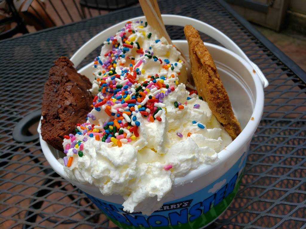 Ben & Jerry’s | bakery | 96 N Market St, Charleston, SC 29401, USA | 8438533888 OR +1 843-853-3888