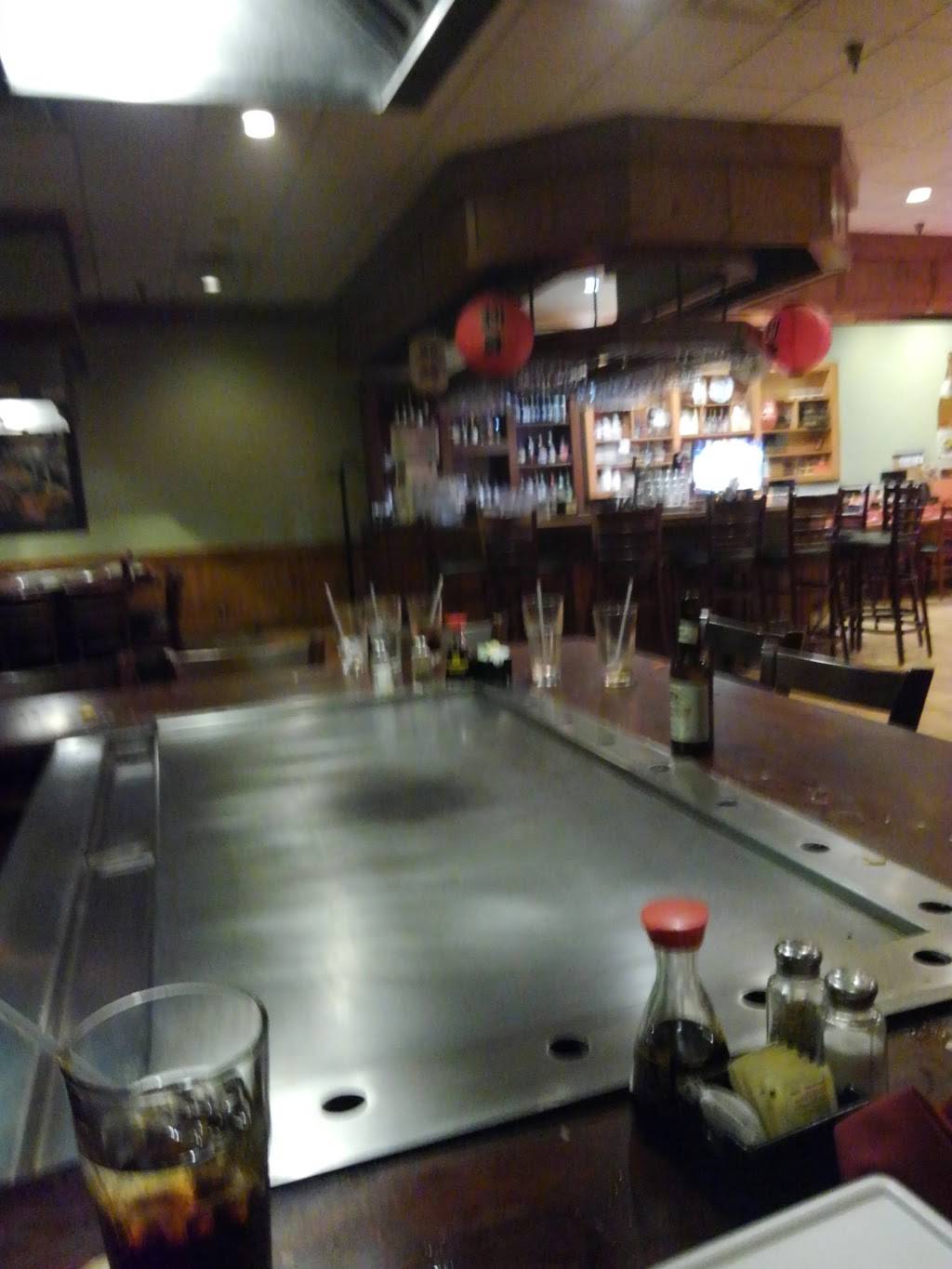 Kobe Japanese Steak & Seafood House | restaurant | 514 E Market St, Leesburg, VA 20176, USA | 7034438300 OR +1 703-443-8300